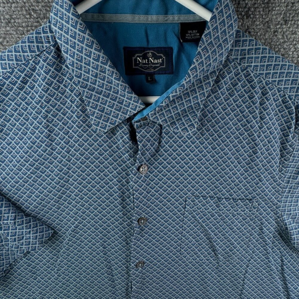 Nat Nast Men Short Sleeve Button Up Shirt Hawaiian Size Large Blue Silk Cotton